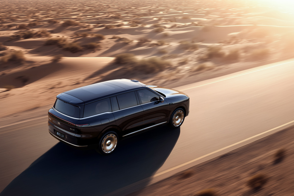 33.69万元起，上汽旗舰?智己LS9正式开启预售 以全球巅峰科技，颠覆30万级大六座SUV格局