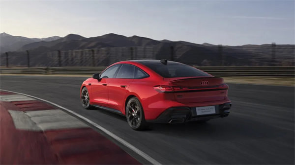 全新上汽奥迪A5L Sportback正式上市，限时臻享价25.99万元起